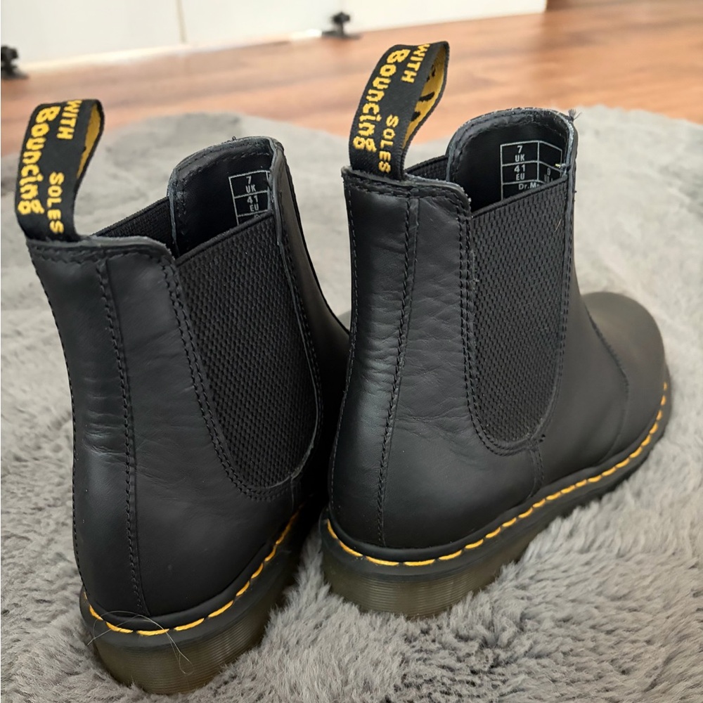 Dr Martin Black Chelsea Boots